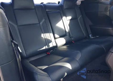 2018 Dodge Challenger Sxt Plus z USA, uszkodzony, nr VIN 2C3CDZAG8JH259354